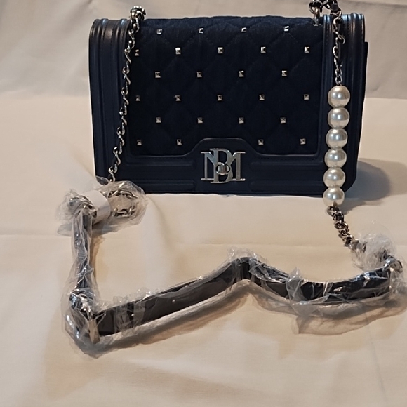 Badgely Mischka NWT Elegant Navy Blue Quilted Bag with Chain Strap Vegan Leather - Picture 1 of 16